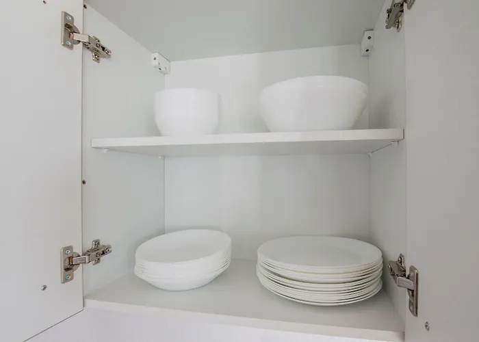 Lejlighed Tolstov - Monteurwohnungen Mit 3 Zimmern , Balkon Und Parkplatz