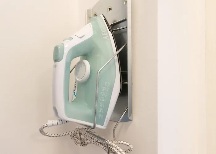 Lejlighed Tolstov - Monteurwohnungen Mit 3 Zimmern , Balkon Und Parkplatz *